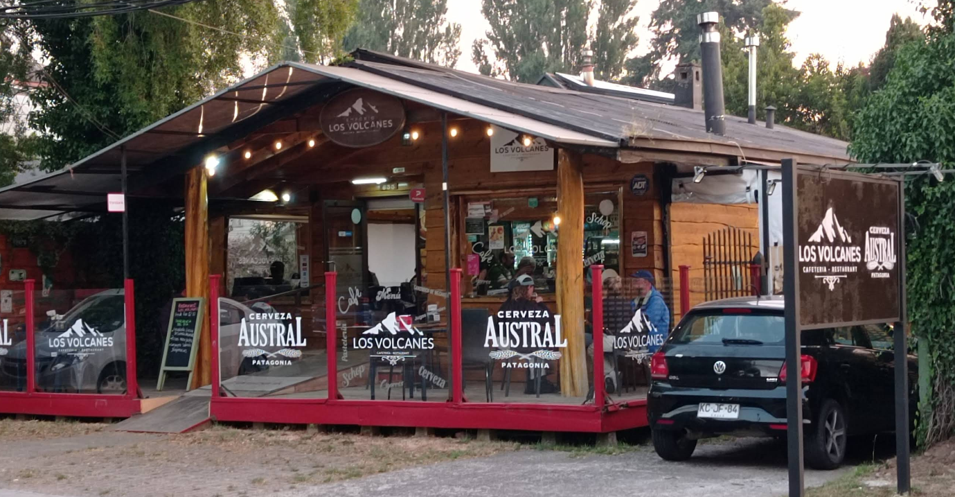 Los Volcanes Cafetería - Restaurante