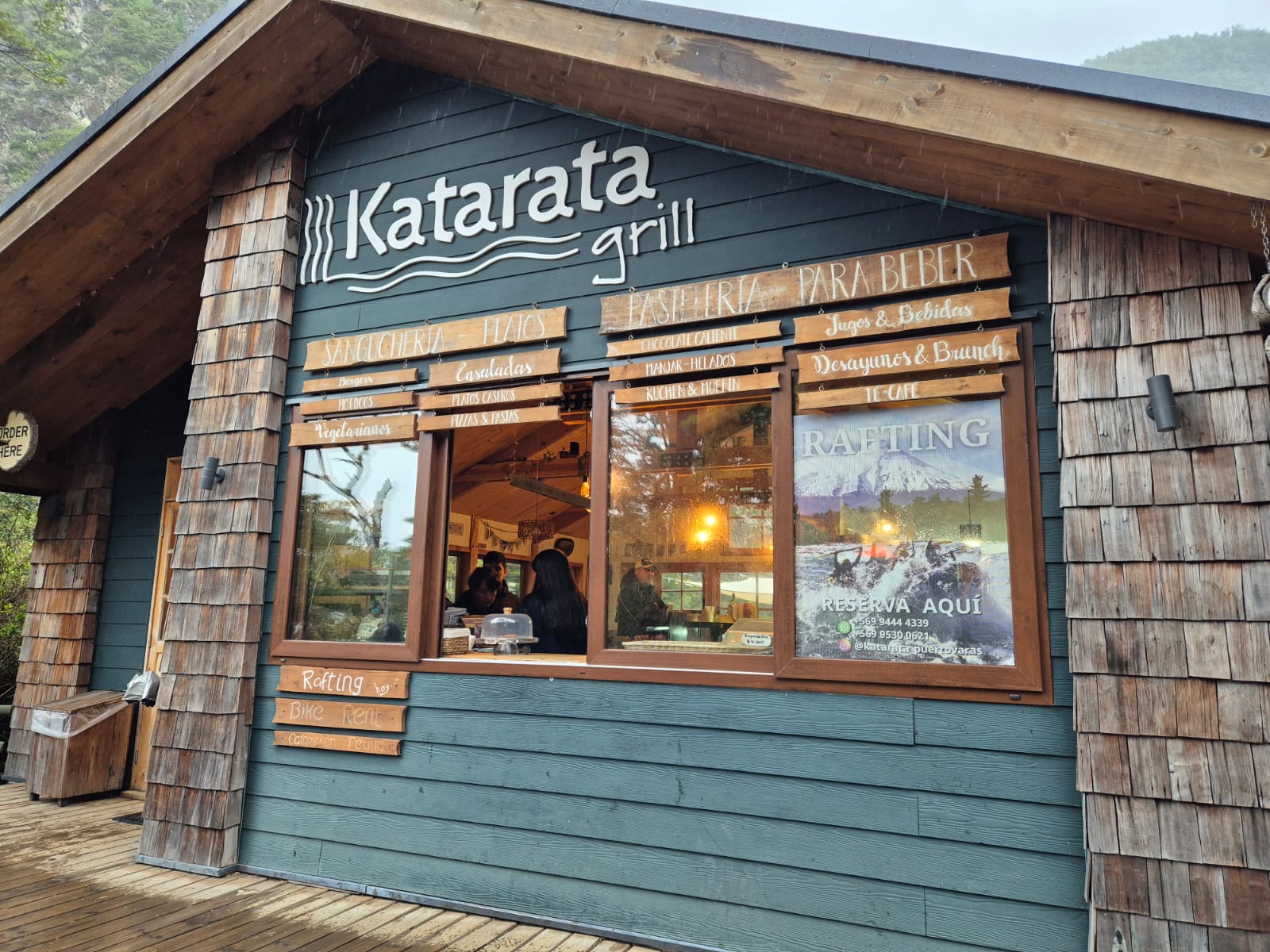 Katarata Grill Cafetería