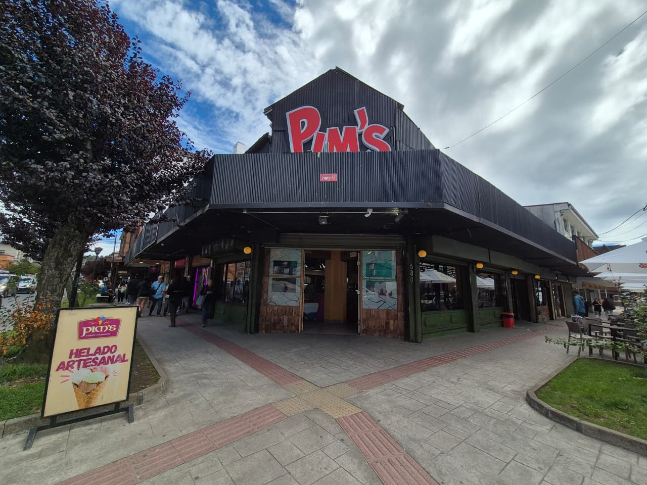 Pim's Coffee and Bar